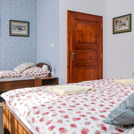 Mini Hotel Abraka & Apartments Cesky Krumlov Exterior photo