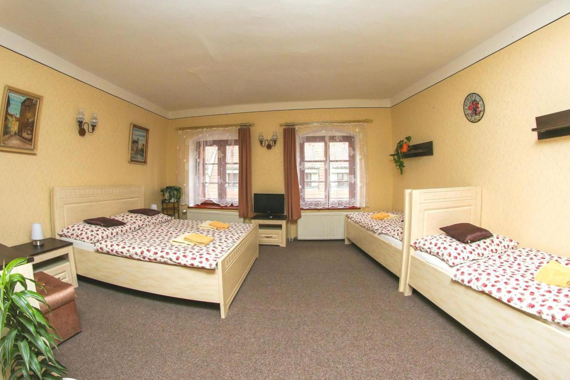 Mini Hotel Abraka & Apartments Cesky Krumlov Exterior photo