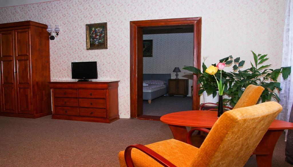 Mini Hotel Abraka & Apartments Cesky Krumlov Exterior photo