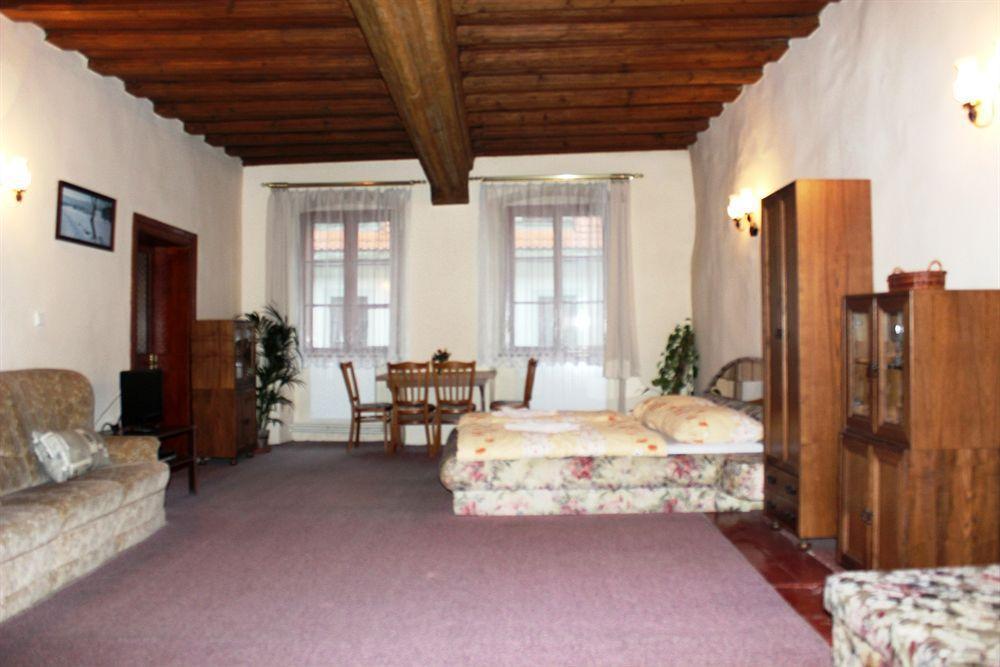 Mini Hotel Abraka & Apartments Cesky Krumlov Exterior photo