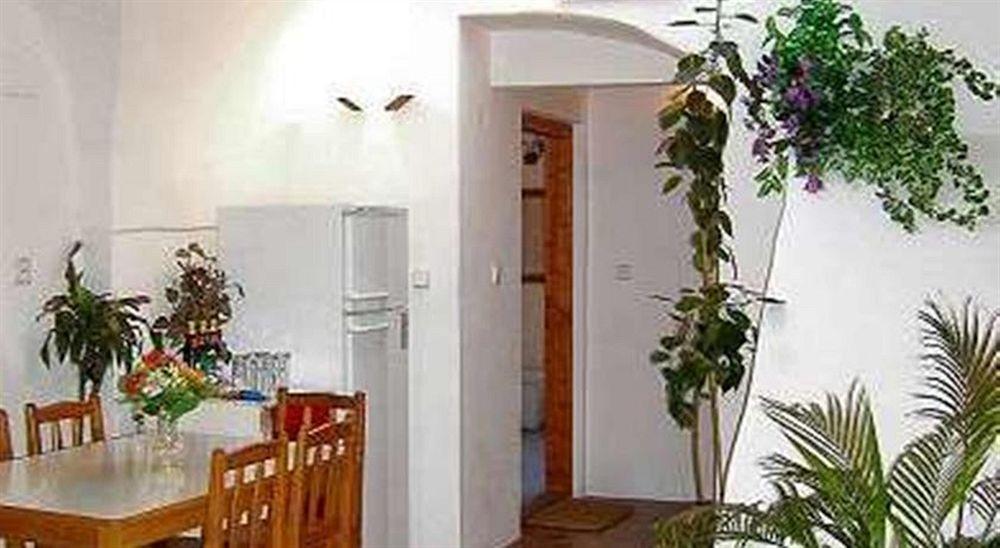 Mini Hotel Abraka & Apartments Cesky Krumlov Exterior photo